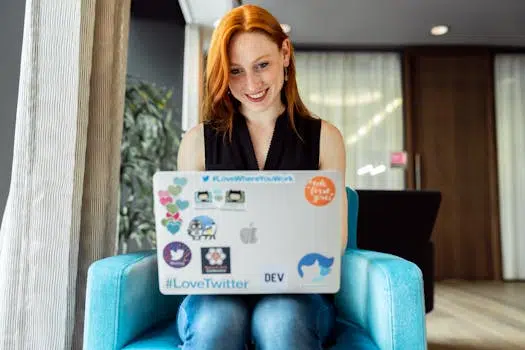 Product Launch Emails: Create Buzz Around New Arrivals